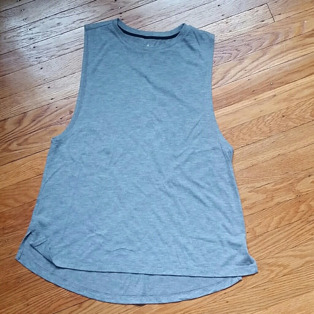 Lou & Grey Activewear Top